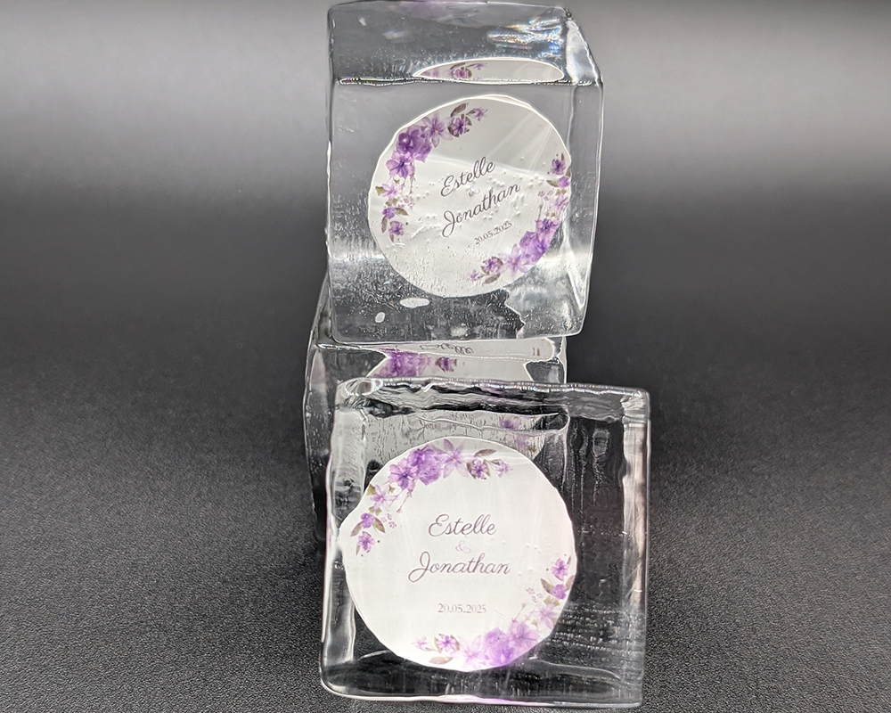 <span>Shop <b>our products</b></span>